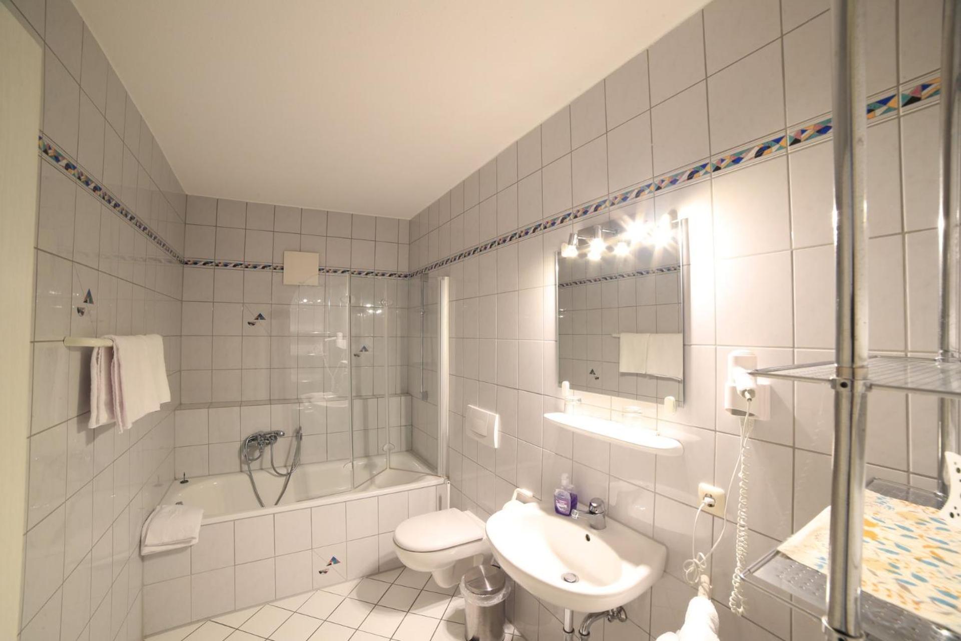 Cafe Am Donautor Hotel Kelheim Eksteriør billede